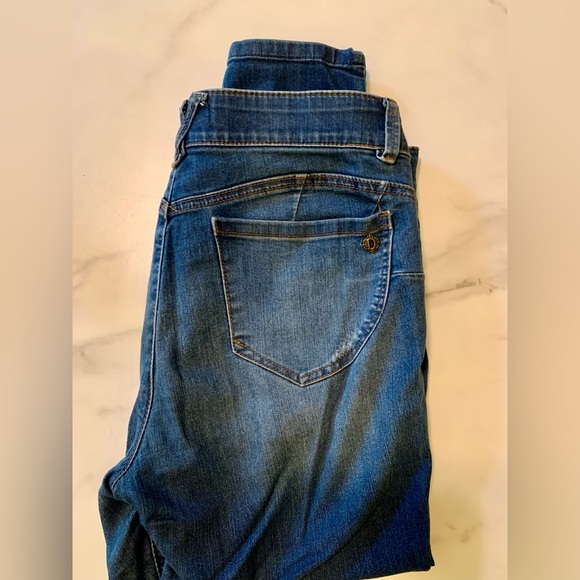 Democracy Jeans - Picture 3 of 4